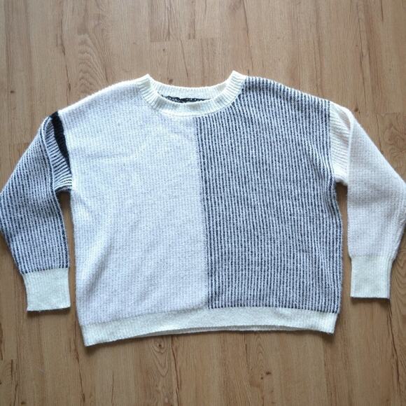 Bobeau Sweater Size XL - Picture 1 of 4
